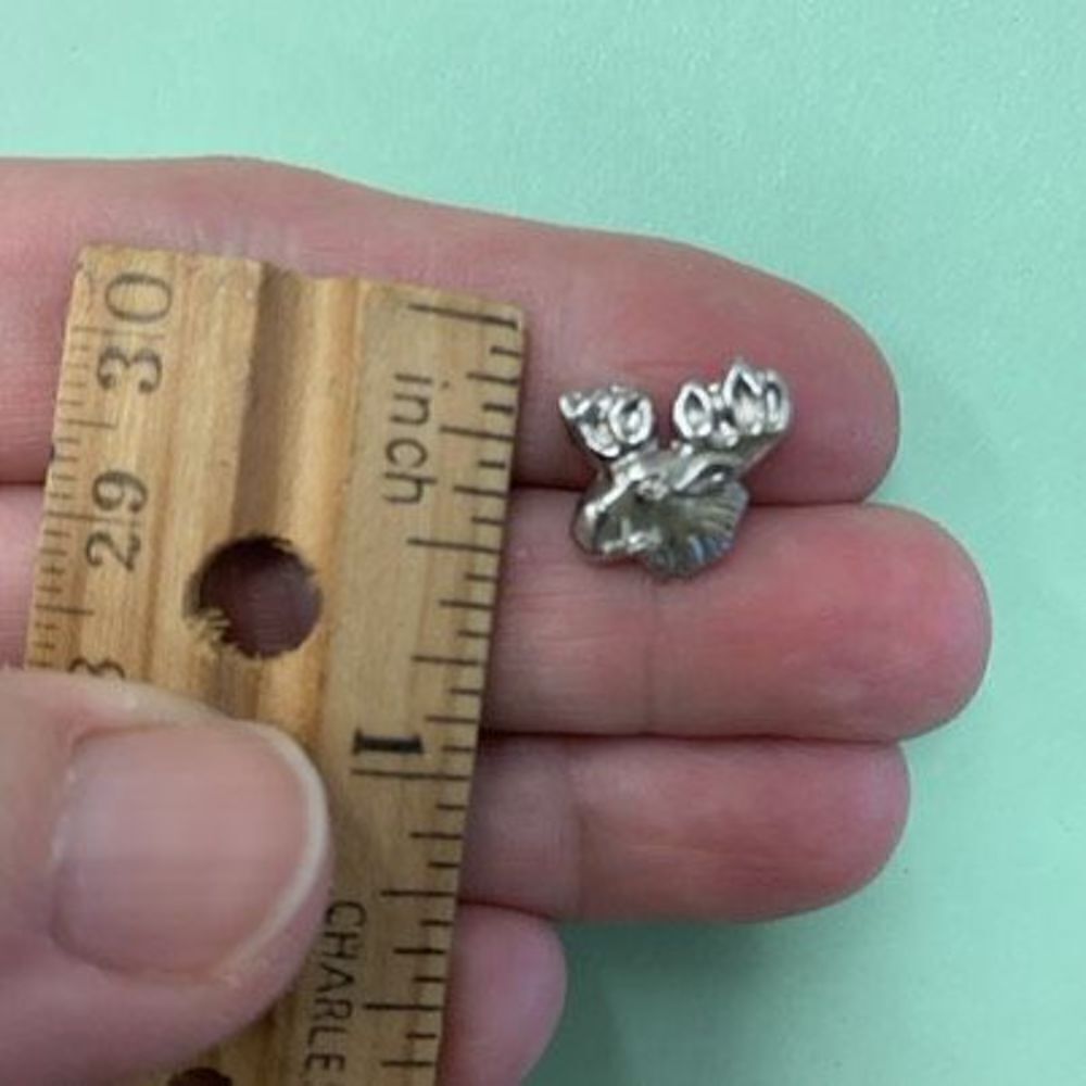 Moose Lodge Moose Head Silver Color Lapel Pin - Picture 5 of 5